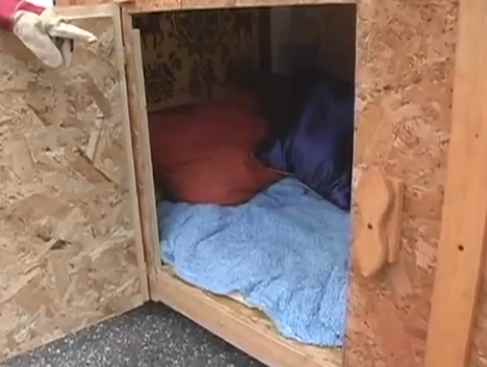 homeless_micro-shelter