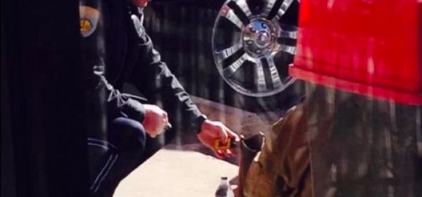 cop-Cpl. Jeremy Walsh helps-homeless