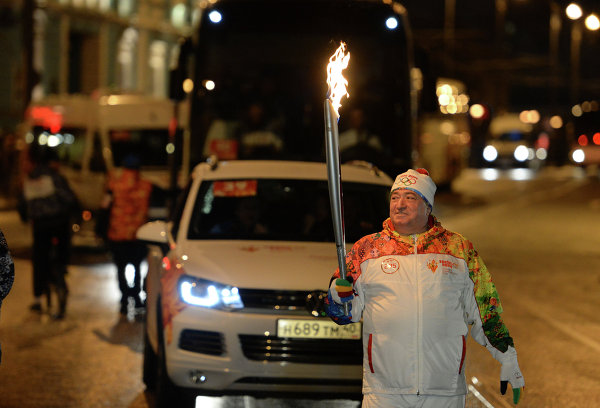 Shavarsh Karapetyan olympic torch
