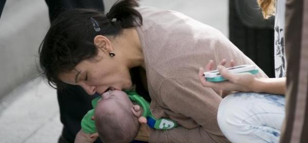 A Woman Performed CPR on an Infant on the Side of a Highway in Miami Today and Saved the Baby's Life