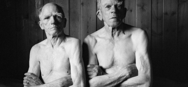 Heartbreaking Photo Series Captures The Final Years Of Two Brothers And Lifelong Best Friends6