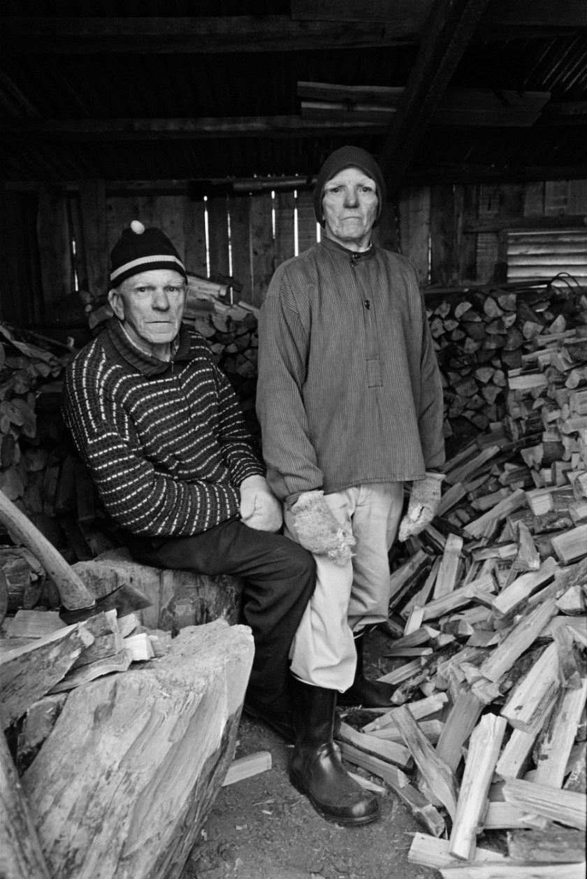 Heartbreaking Photo Series Captures The Final Years Of Two Brothers And Lifelong Best Friends7