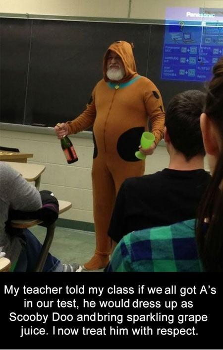 teacher dresses up as scooby doo