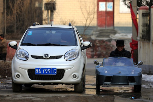 Grandfather Spends 6-months Building a Mini-Lamborghini for his Grandson