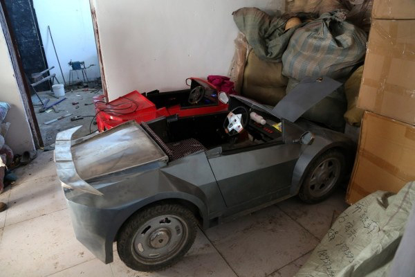 Grandfather Spends 6-months Building a Mini-Lamborghini for his Grandson