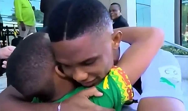 Etoo-hug