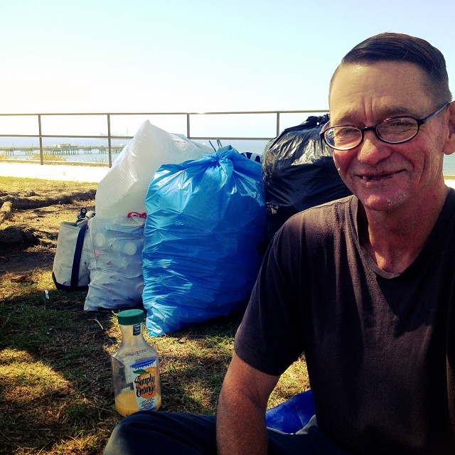mark bustos haircuts for the homeless