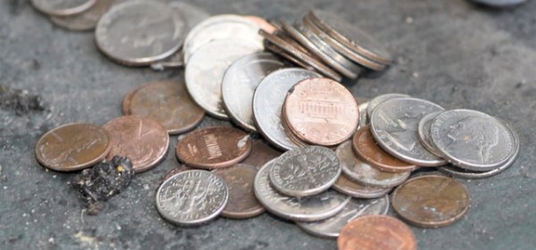 Man's Donates His $20K Spare Change Collection