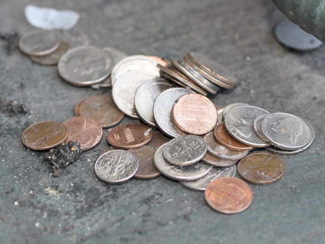 Man's Donates His $20K Spare Change Collection