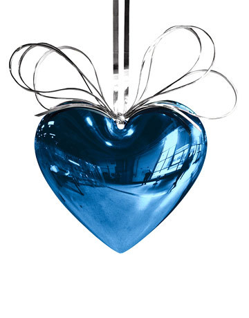blue and silver heart balloon