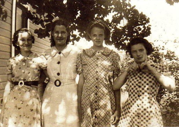 Flower Sack Dresses From the Flour Mills