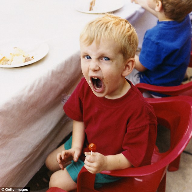 crying child in restaraunt