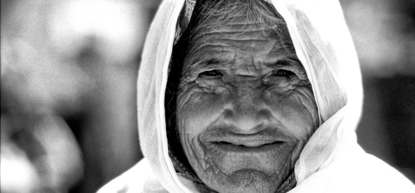 old woman palestinian