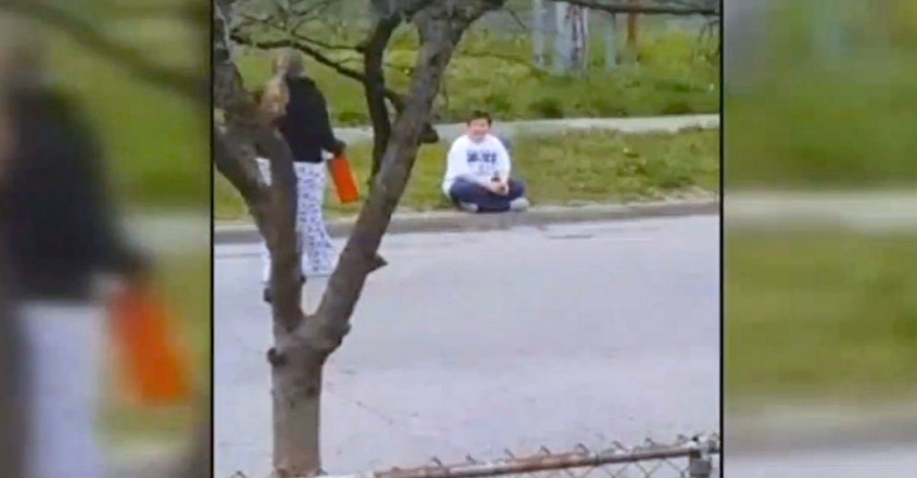 Stop bullying: 13yr old girl gives boy new shoes