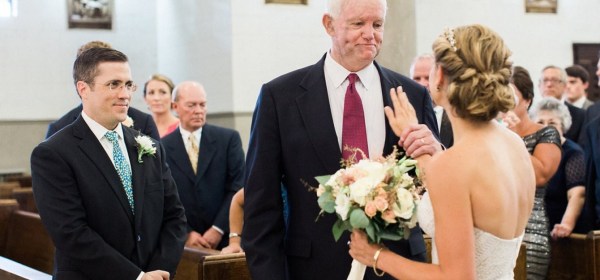 Tom Thomas, center, and Jeni Stepien. (Lauren Renee Designs)